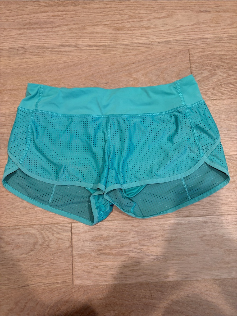 Lululemon Run Inspire Turquoises sz 8.